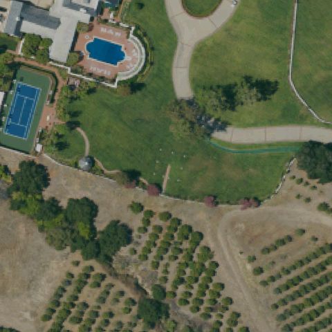 Aerial tile for 4CL1